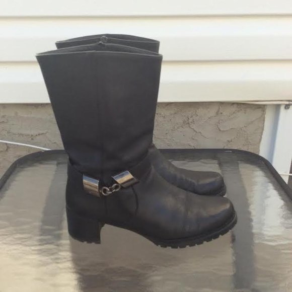 Stuart Weitzman Leather Boots, Size 7.5M - Picture 5 of 6